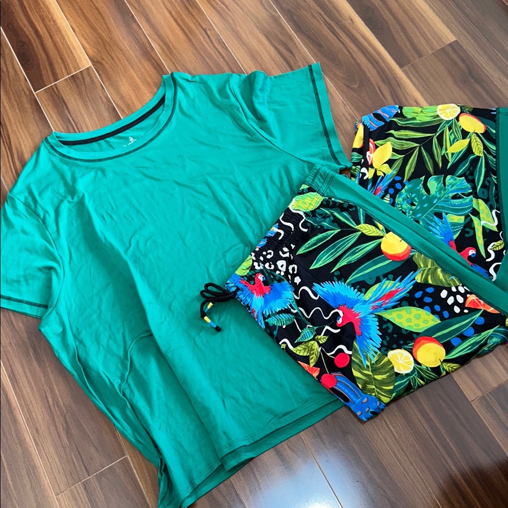 3X Cuddl Duds tropical parrots pajama set